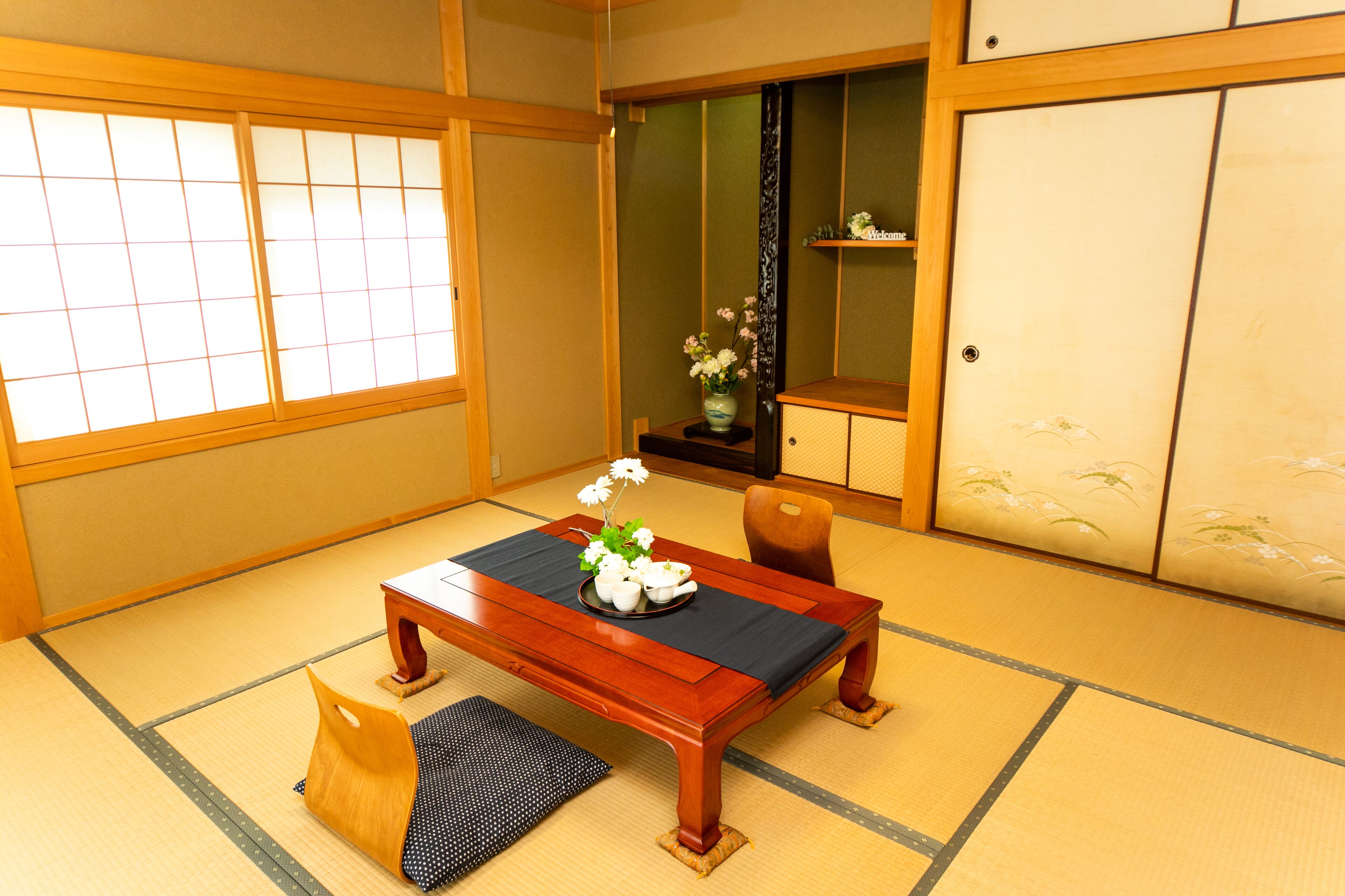 Awaji Seaside Resort in Iwaya 3000 | 3 bedrooms, desk, iron/ironing board, free WiFi