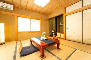 独立别墅 (Awaji Seaside Resort in Iwaya 3000) | 3 多间卧室、办公桌、熨斗/熨衣板、免费 WiFi