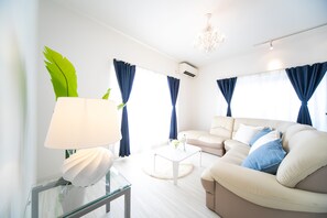 3 bedrooms, desk, iron/ironing board, free WiFi - Awaji Seaside Resort in Iwaya 3000 (Awaji)