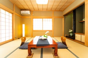 独立别墅 (Awaji Seaside Resort in Iwaya 3000) | 3 多间卧室、办公桌、熨斗/熨衣板、免费 WiFi