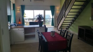 Interior - Blue Sail Villa. 2 bedroom with pool (Koolbaai)