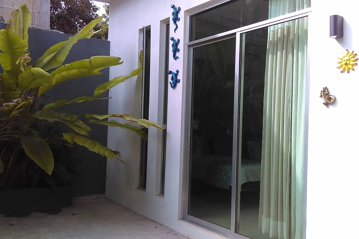 Economy Room | Terrace/patio