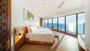 Beach/ocean view