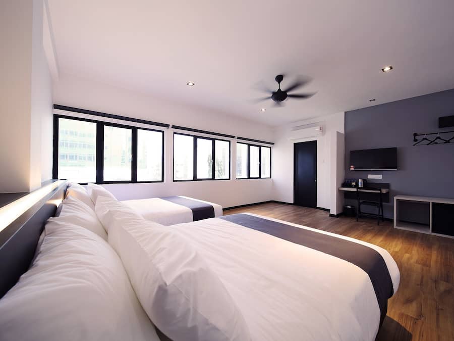 Desk, soundproofing, iron/ironing board, bed sheets