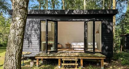 Lovely home in Askeby with WiFi
