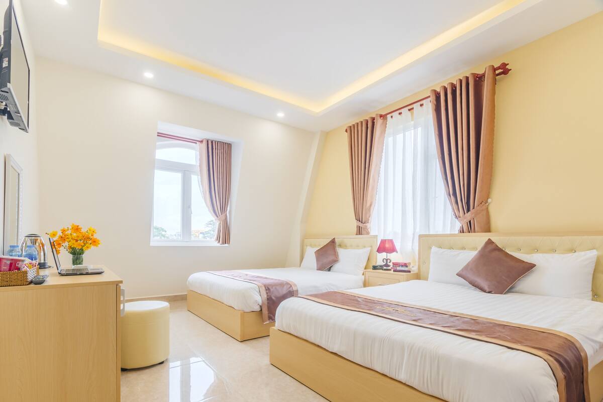Minibar, desk, blackout curtains, free WiFi