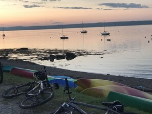 Beach nearby - Walk to BAYSIDE MONTHLY DISCOUNTS ! (Northport)