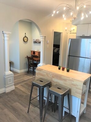 Luxury-Apartment, 1 Schlafzimmer | Esszimmer