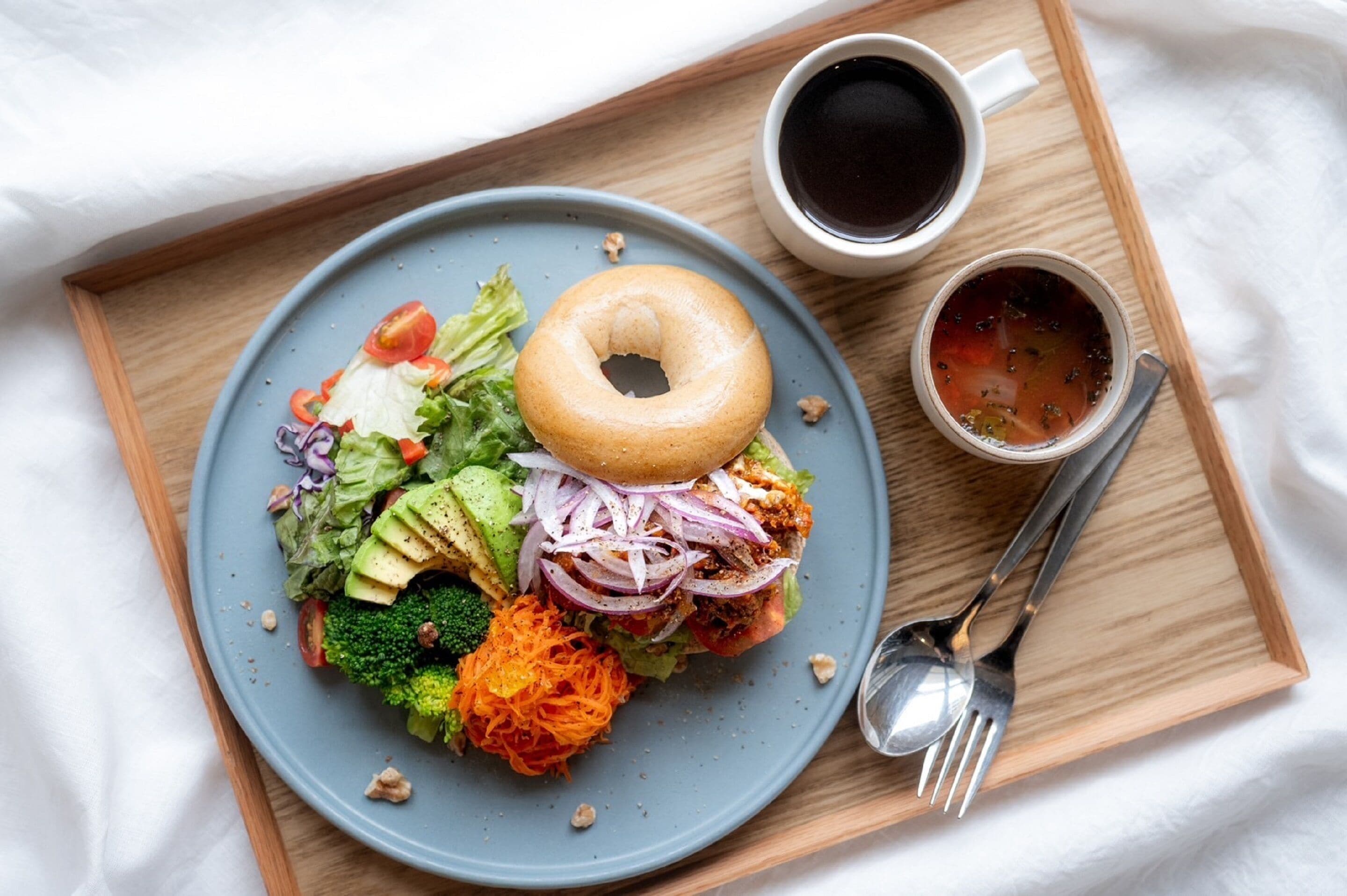 daily continental breakfast (jpy 1980 per person)