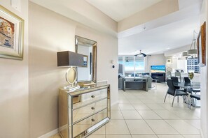 Interior - Regatta - Breathtaking Gulf and Bay Views! (Naples)