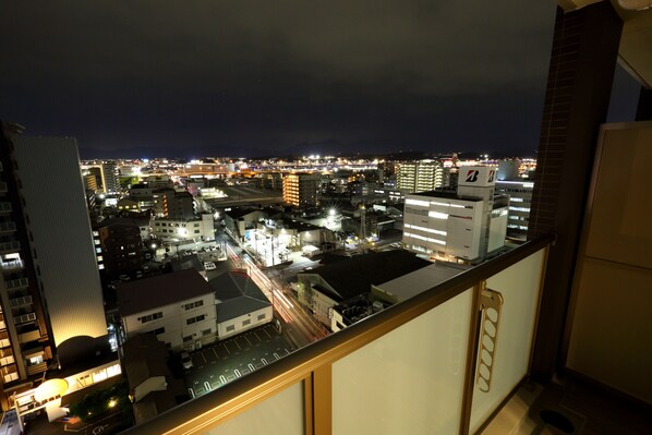 Terrace/patio - The Grand Residence Hotel Hakata (Fukuoka)