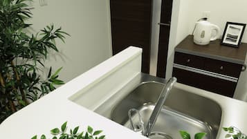 Comfort Room | Private kitchen | Fridge, microwave, stovetop