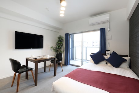 Iron/ironing board, free WiFi, bed sheets. The Grand Residence Hotel Hakata