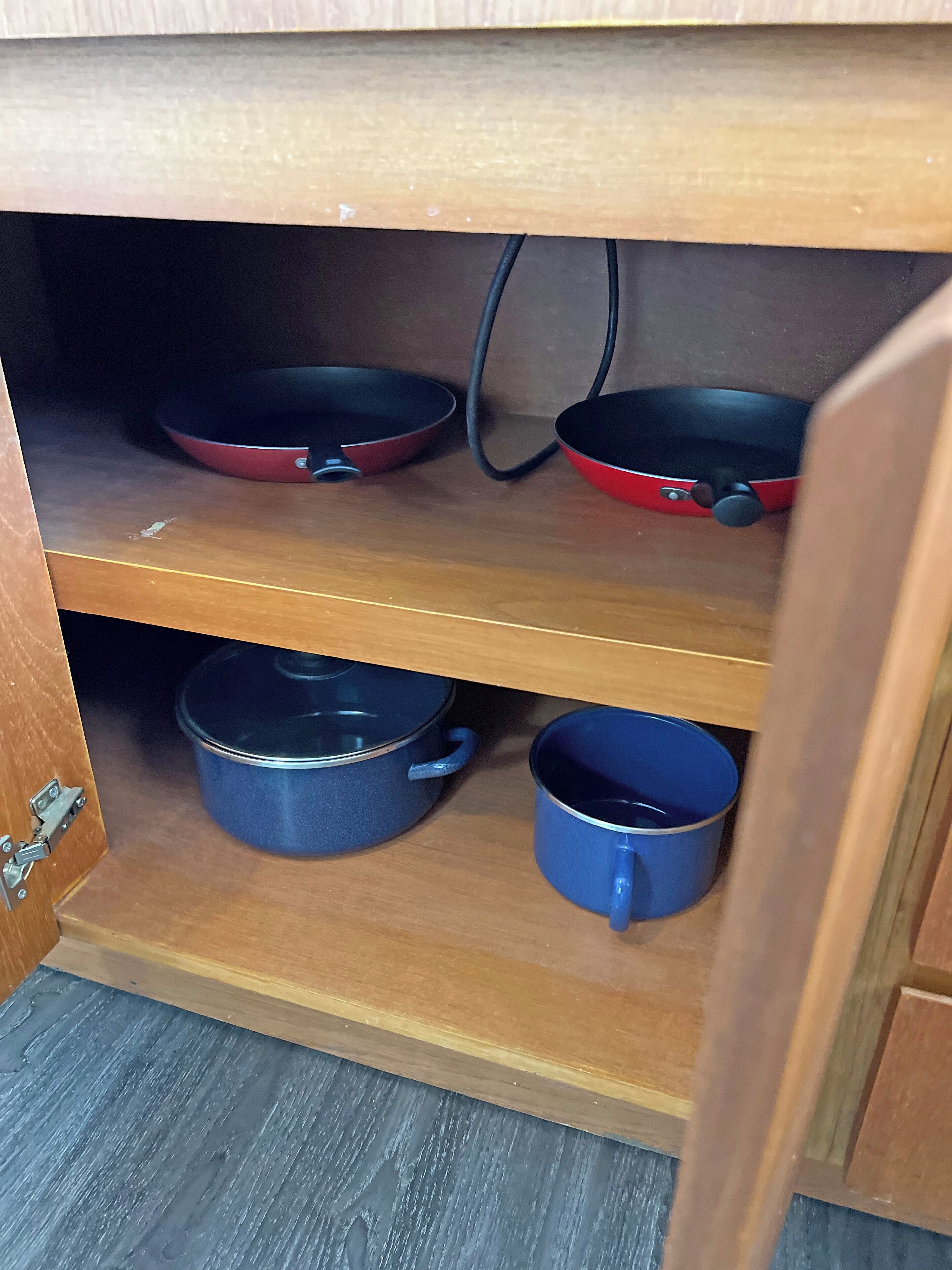 master bedroom, 1 queen bed | private kitchen | mini-fridge, microwave, stovetop, coffee/tea maker