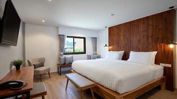 In-room safe, desk, cribs/infant beds, free WiFi