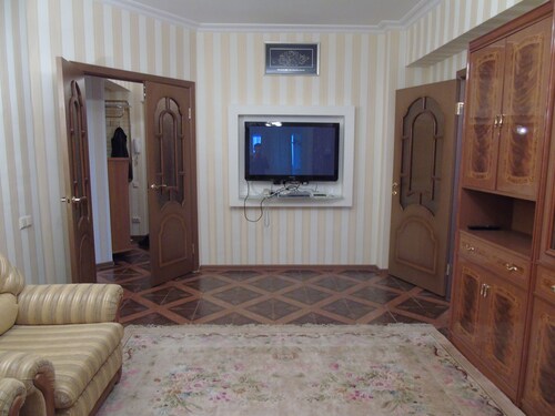 Сozy and warm apartment with a beautiful view in the center