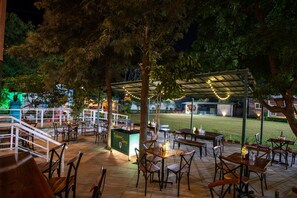 Restaurant - The G Snoozebox (Udaipur)