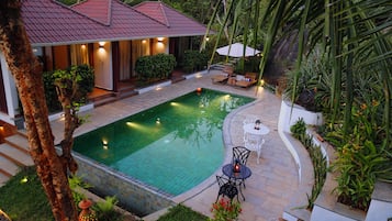 Outdoor pool, open 8:00 AM to 8:00 PM, pool umbrellas, sun loungers