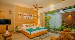 Iron/ironing board, free WiFi, bed sheets - Le Candles Resort (Kozhikode)