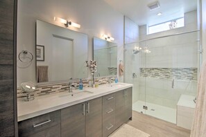 Free toiletries, hair dryer, towels