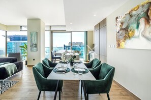 Exclusive Apartment, 2 Bedrooms, Non Smoking, City View | In-room dining - Luxury 2BR Marina Gate 3 (Dubai)
