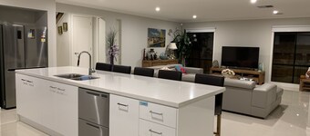 Apple House Truganina