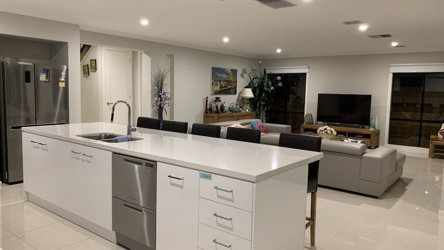 Apple House Truganina