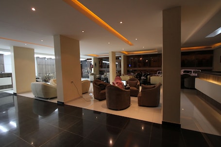 Reception. Raoum Inn Serviced Apartments-Majmaa