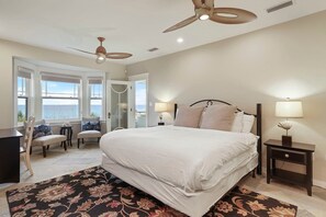 5 bedrooms, desk, free WiFi, bed sheets