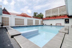 Piscine extérieure