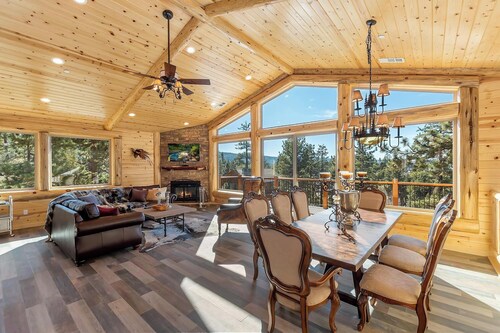 Hunter's Lakeview: Lux Log Style à Castle Glen avec une vue imprenable! Salle de jeux et de cinéma!