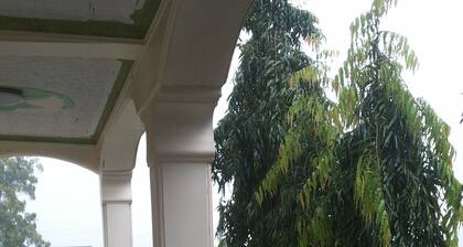Leosim Hotel Nebbi