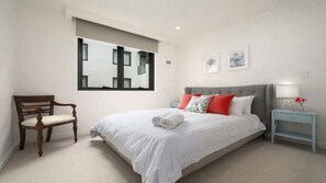 2 dormitorios, tabla de planchar con plancha, wifi gratis y ropa de cama