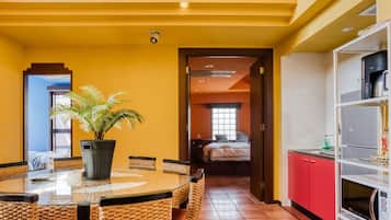 Apartment 5F, Non smoking | Living area | Flat-screen TV