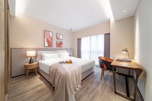 Luxurious two-bedroom apartment(Kitchen, Fridge) | Premium bedding, down comforters, memory foam beds, in-room safe - Kare Hotels (Shenzhen)