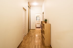 Hallway - WINWINSTAY Apartment in Historical Area (Riga)
