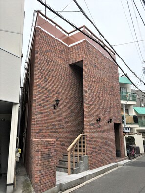 숙박 시설 정면