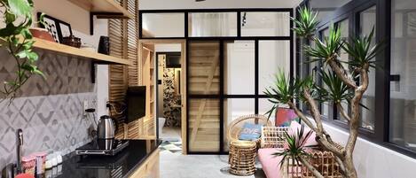 Apartment, 1 Bedroom (Rooftop Garden) | Private kitchenette | Fridge, stovetop, electric kettle, cookware/dishes/utensils