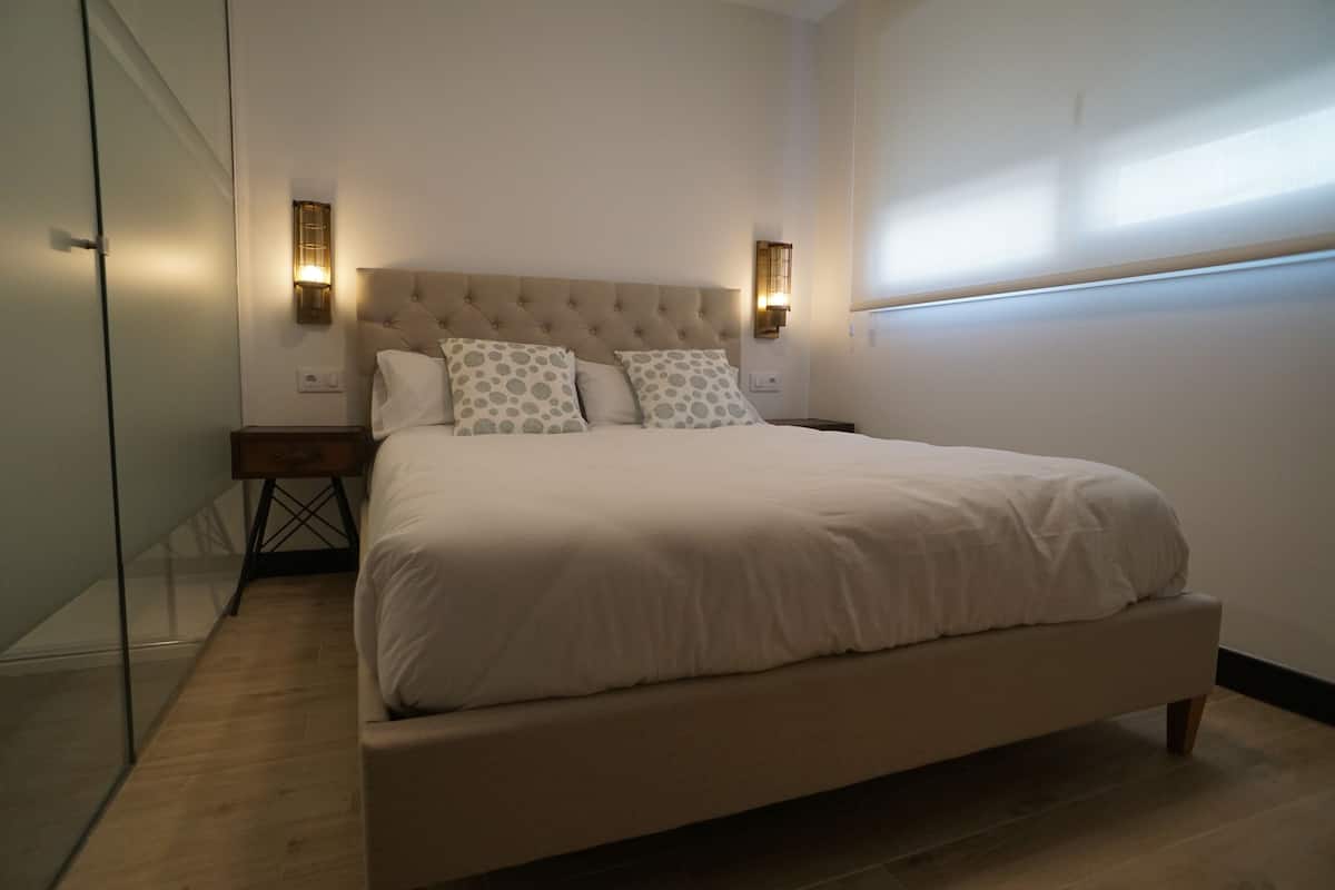 Standard Studio | Soundproofing, free WiFi, bed sheets