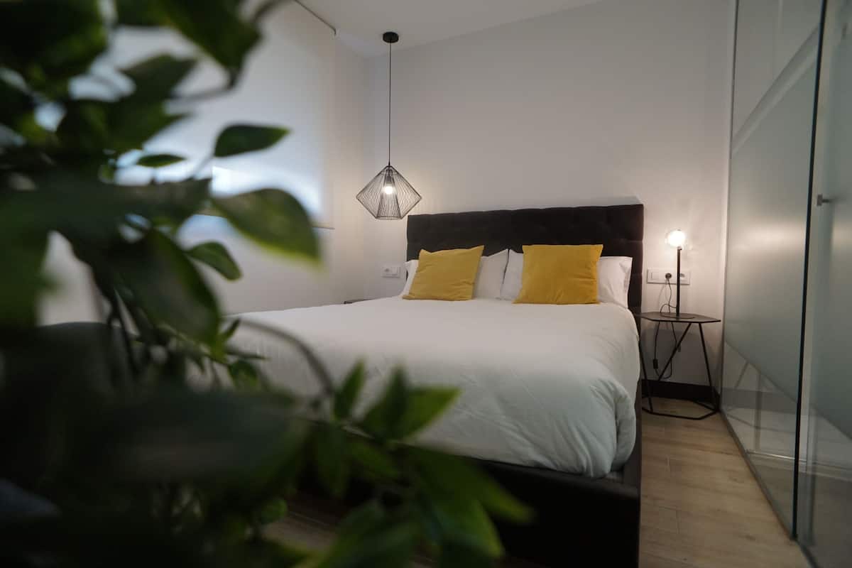 Standard Double Room | Soundproofing, free WiFi, bed sheets