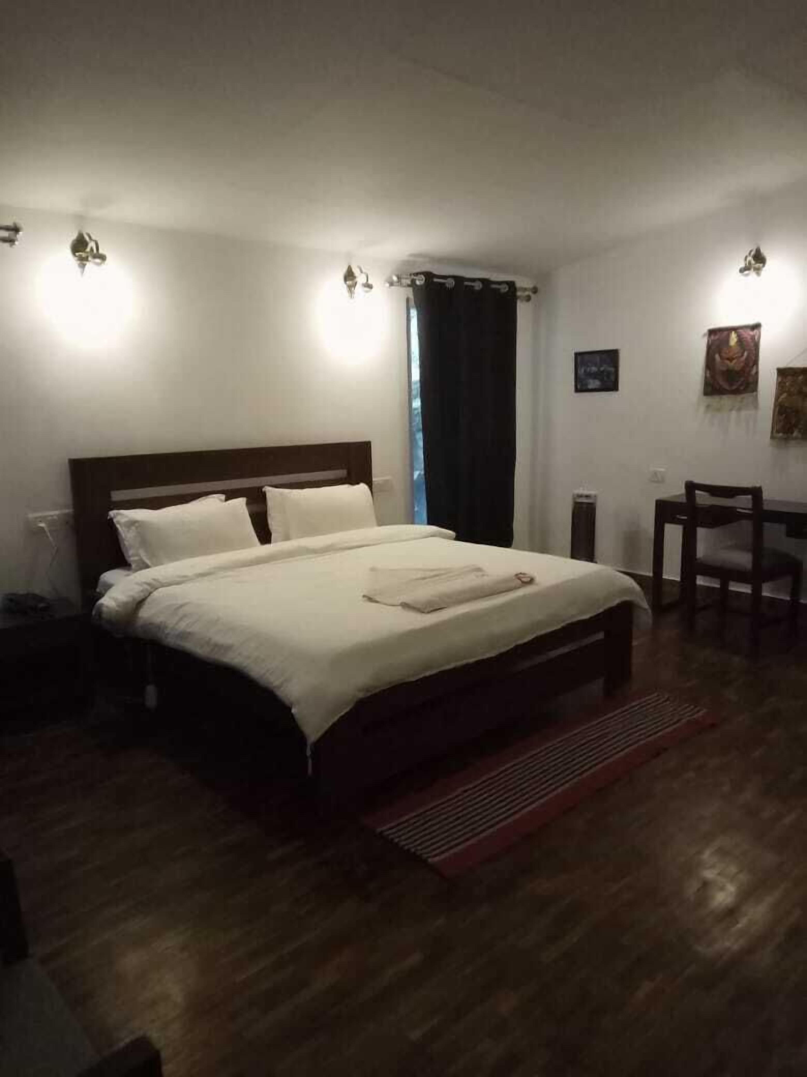 Terrace Room | Living area | TV