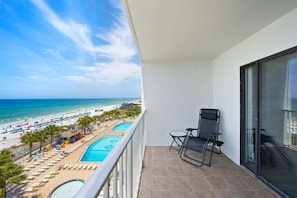 Property grounds - The Summit 626 - Beachfront Condo with Pools (Panama City)