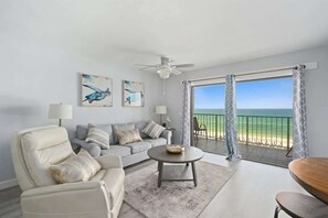 TV, DVD player - The Summit 626 - Beachfront Condo with Pools (Panama City)