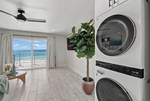 Interior - The Summit 618 - Stunning Waterfront Condo (Panama City)