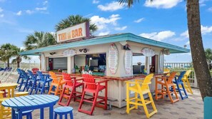 Bar (on property) - The Summit 606 - Pool, Hot Tub & Beach Access (Panama City)