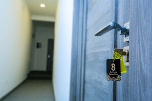 ห้องอีโคโนมีดับเบิล | เครื่องนอนระดับพรีเมียม, ผ้านวมขนเป็ด, เตียงเมมโมรีโฟม, Wi-Fi ฟรี