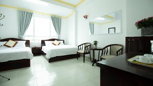 Double Room | Desk, laptop workspace, blackout drapes, WiFi (free) - Mien Nhiet Doi 2 (Xuan Huong - Da Lat)