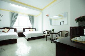 Double Room | Desk, laptop workspace, blackout drapes, free WiFi - Mien Nhiet Doi 2 (Da Lat)