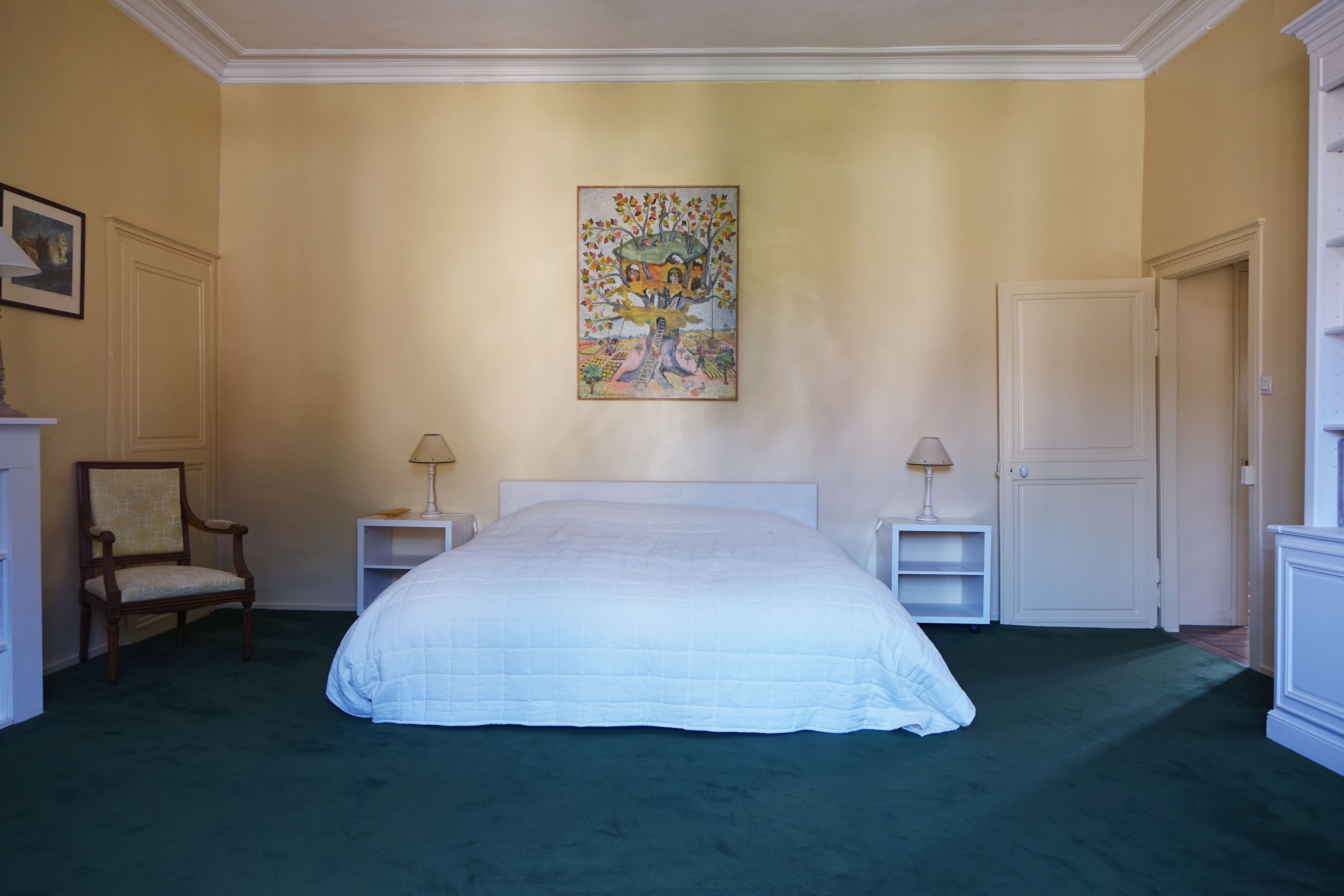 9 bedrooms, desk, iron/ironing board, free WiFi