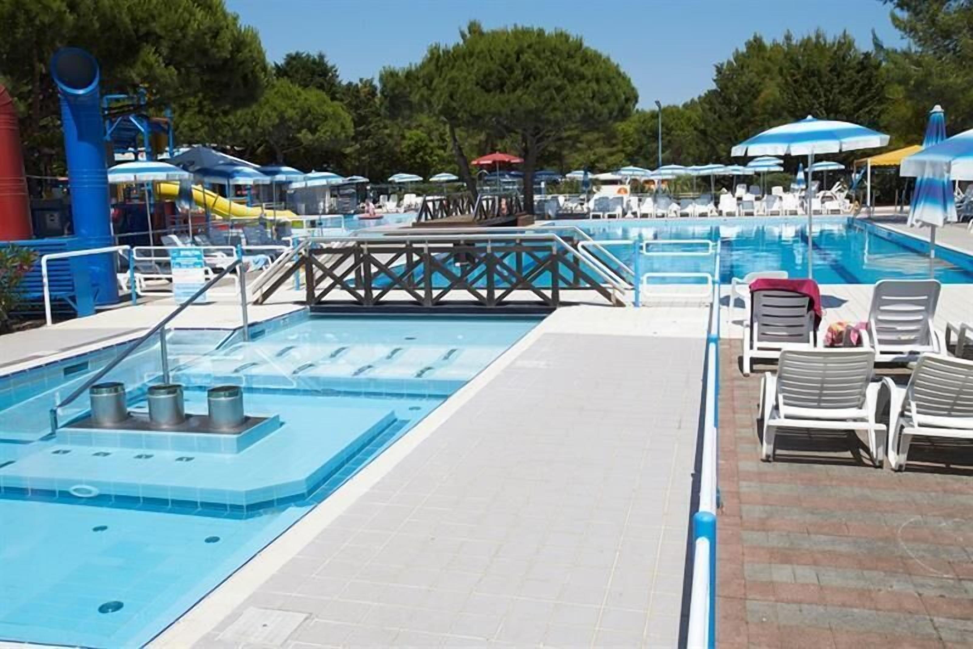 Victoria Mobilehome Village Mediterraneo Reviews, Deals & Photos 2026 -  Expedia